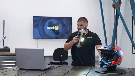 Распаковка 3D-сканера Peel 3: от запуска до готовой 3D-модели